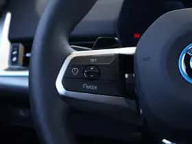 BMW iX2 (2026) thumbnail 18