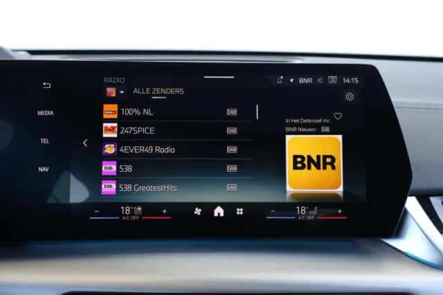BMW iX2 (2026) thumbnail 30