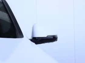 BMW iX2 (2026) thumbnail 4