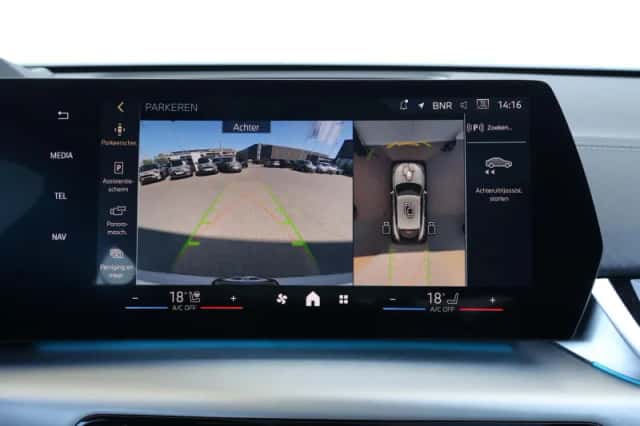 BMW iX2 (2026) thumbnail 36