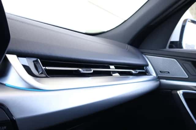 BMW iX2 (2026) thumbnail 40