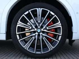 BMW iX2 (2026) thumbnail 6