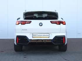 BMW iX2 (2026) thumbnail 8