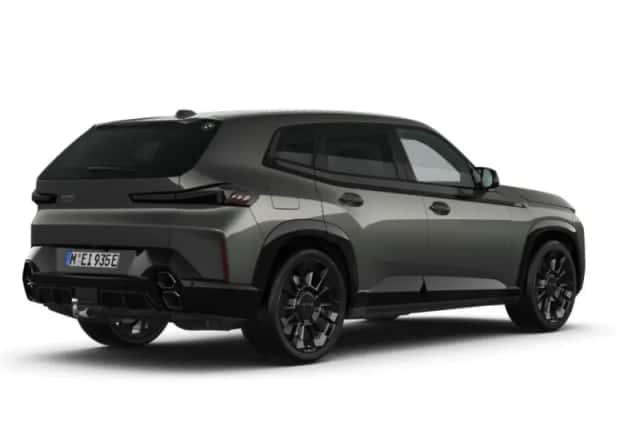 BMW XM (2026) thumbnail 2