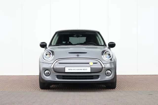 MINI Electric (2020) thumbnail 2