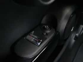 MINI Electric (2020) thumbnail 15