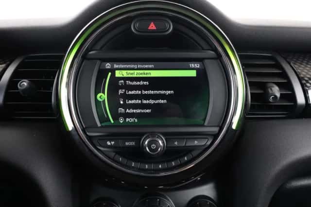 MINI Electric (2020) thumbnail 29