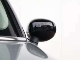 MINI Electric (2020) thumbnail 4