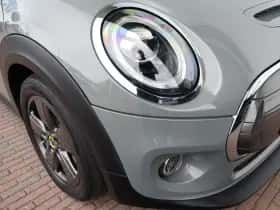 MINI Electric (2020) thumbnail 39