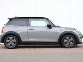 MINI Electric (2020) thumbnail 5