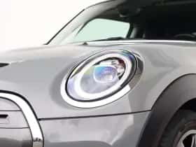 MINI Electric (2020) thumbnail 42