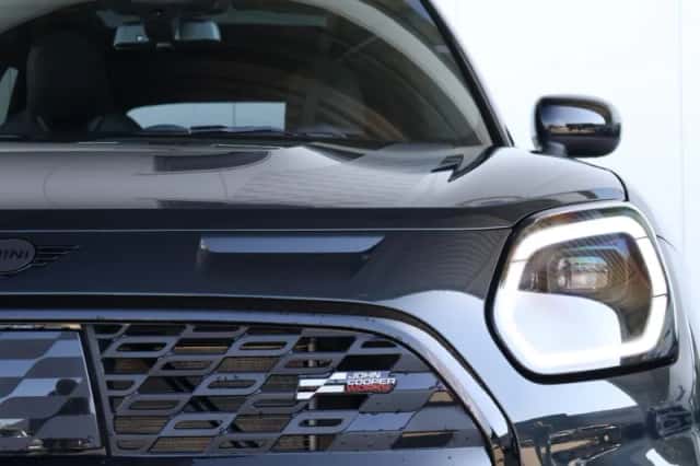 MINI Countryman (2026) thumbnail 3