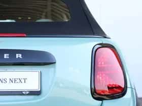 MINI Cabrio (2026) thumbnail 12