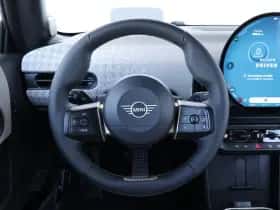 MINI Cabrio (2026) thumbnail 19