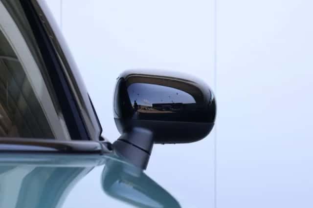 MINI Cabrio (2026) thumbnail 4