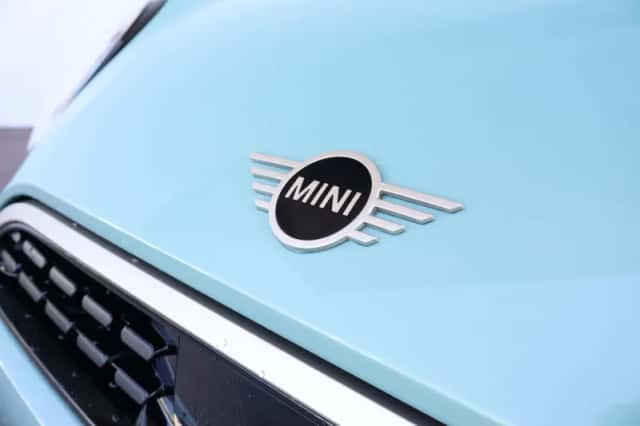 MINI Cabrio (2026) thumbnail 53
