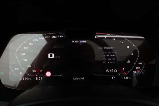 BMW X5 (2022) thumbnail 24