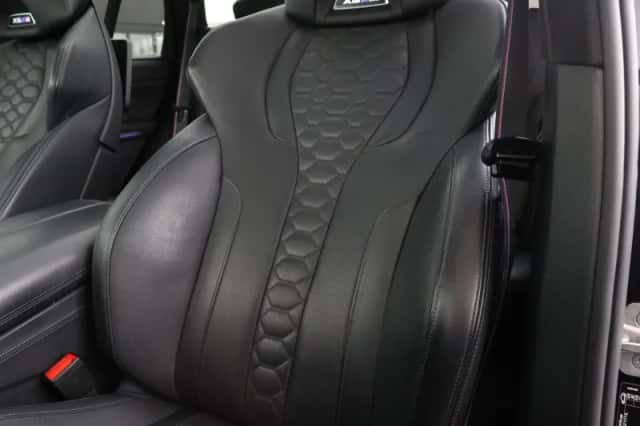 BMW X5 (2022) thumbnail 61