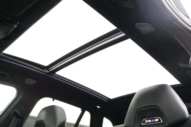 BMW X5 (2022) thumbnail 64