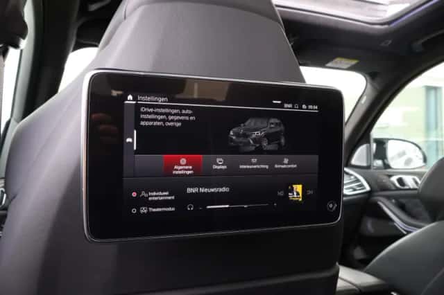 BMW X5 (2022) thumbnail 70