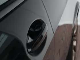 BMW X5 (2022) thumbnail 79