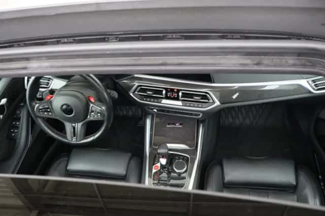 BMW X5 (2022) thumbnail 80