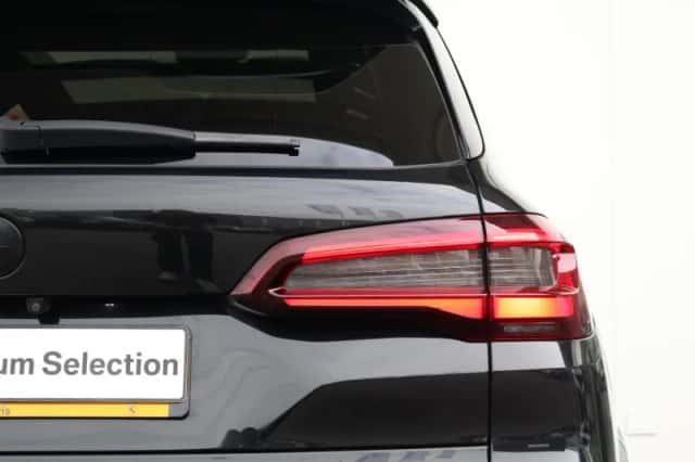 BMW X5 (2022) thumbnail 9