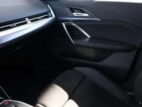BMW iX1 (2023) thumbnail 36