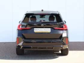 BMW iX1 (2023) thumbnail 8