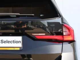 BMW iX1 (2023) thumbnail 9