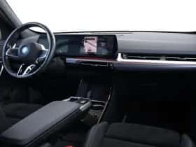 BMW iX1 (2023) thumbnail 10