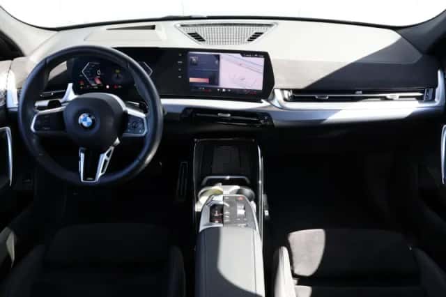 BMW X2 (2024) thumbnail 12