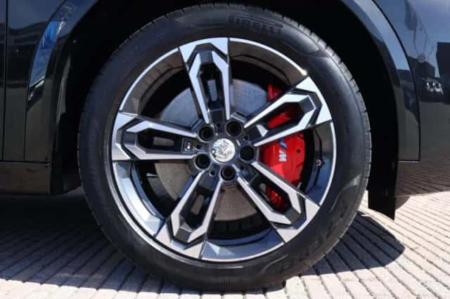 BMW X2 (2024) thumbnail 6