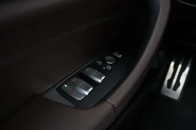 BMW iX3 (2022) thumbnail 15