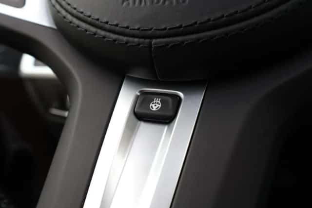 BMW iX3 (2022) thumbnail 17