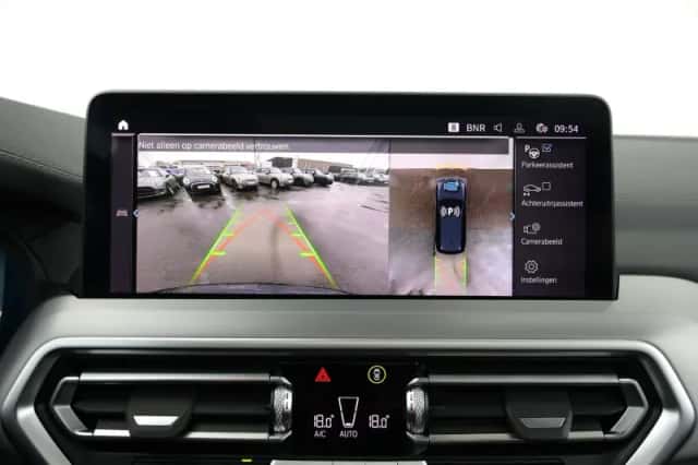 BMW iX3 (2022) thumbnail 39