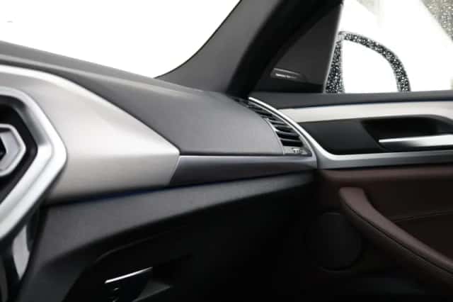 BMW iX3 (2022) thumbnail 43
