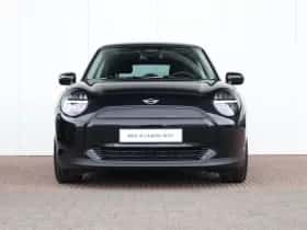 MINI Cooper (2025) thumbnail 2