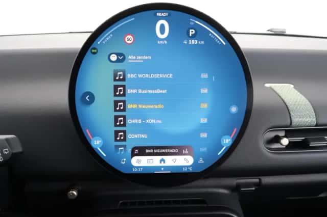 MINI Cooper (2025) thumbnail 24