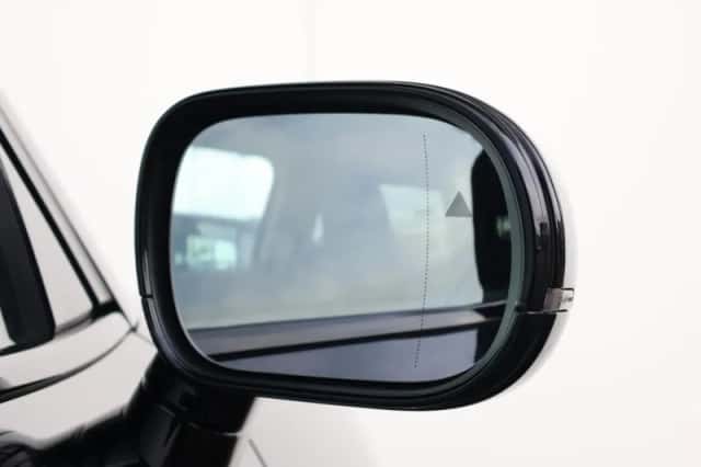 MINI Cooper (2025) thumbnail 38
