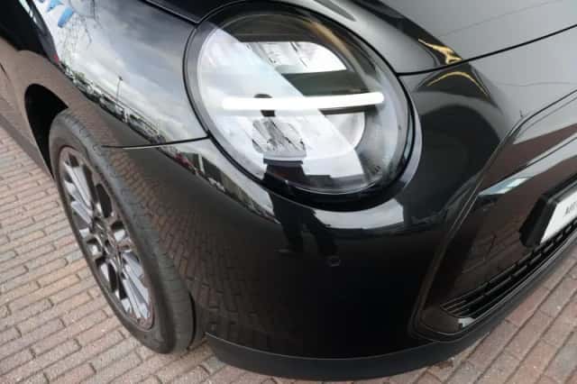 MINI Cooper (2025) thumbnail 39