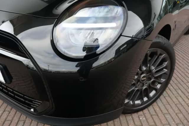 MINI Cooper (2025) thumbnail 40