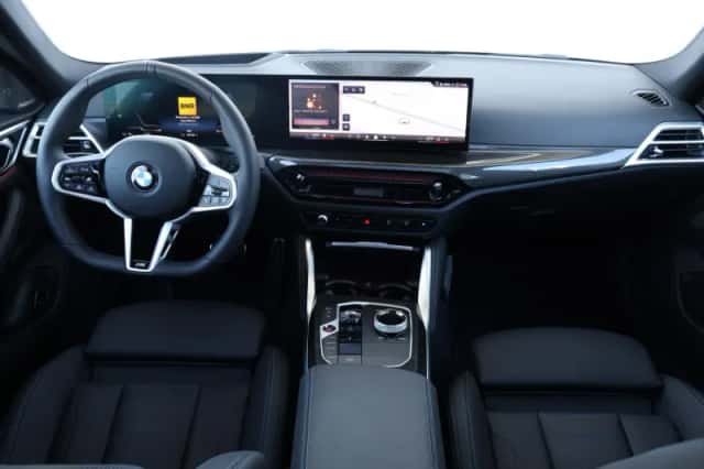 BMW i4 (2026) thumbnail 12