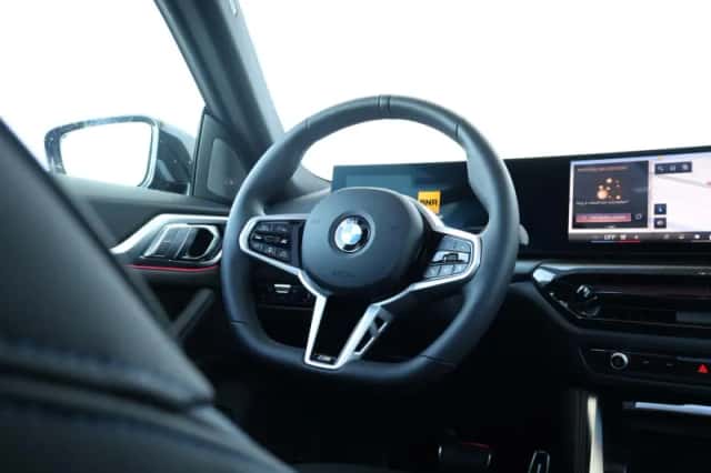 BMW i4 (2026) thumbnail 13