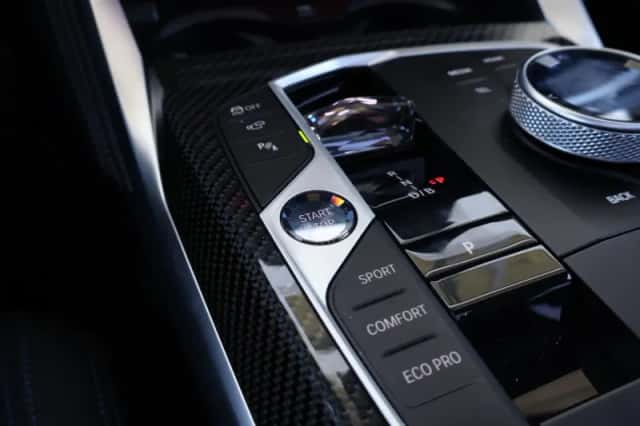 BMW i4 (2026) thumbnail 25