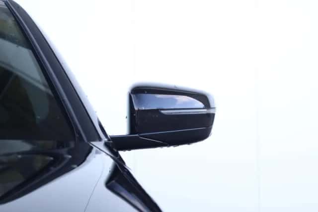 BMW i4 (2026) thumbnail 4