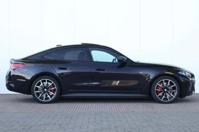 BMW i4 (2026) thumbnail 5