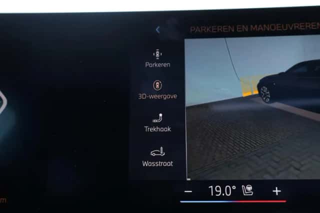 BMW i4 (2026) thumbnail 41
