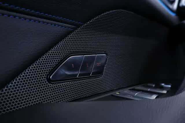 BMW i4 (2026) thumbnail 44