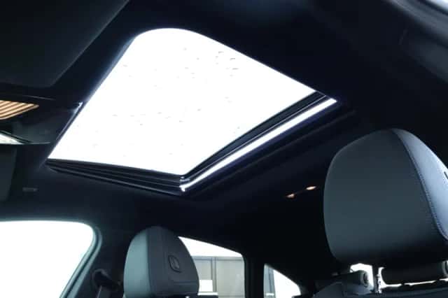 BMW i4 (2026) thumbnail 50